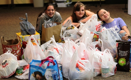 girls-and-food-web-small
